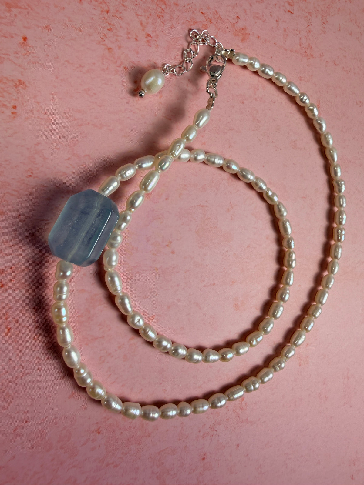 A natural pearl necklace