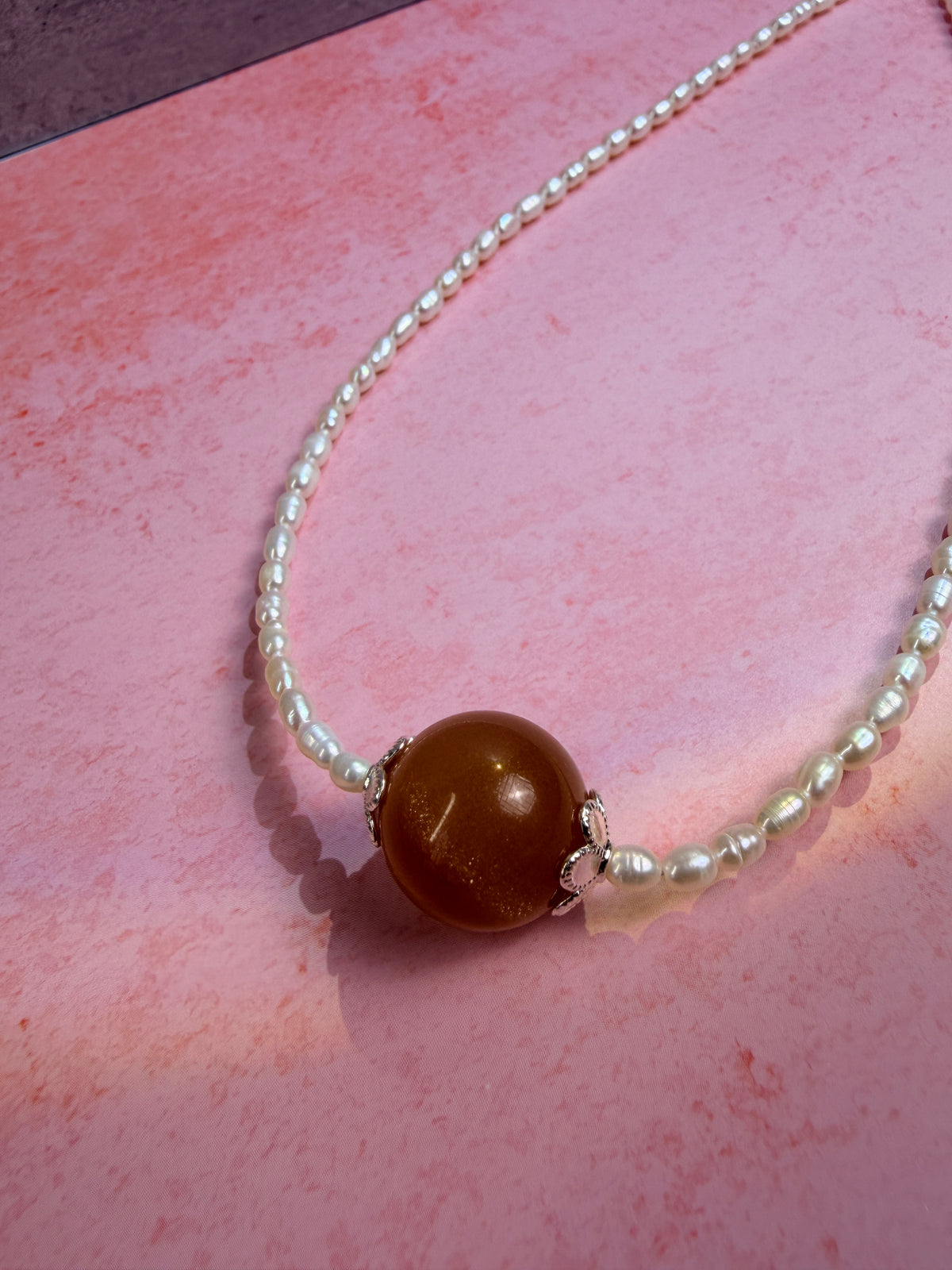 Natural pearl necklace