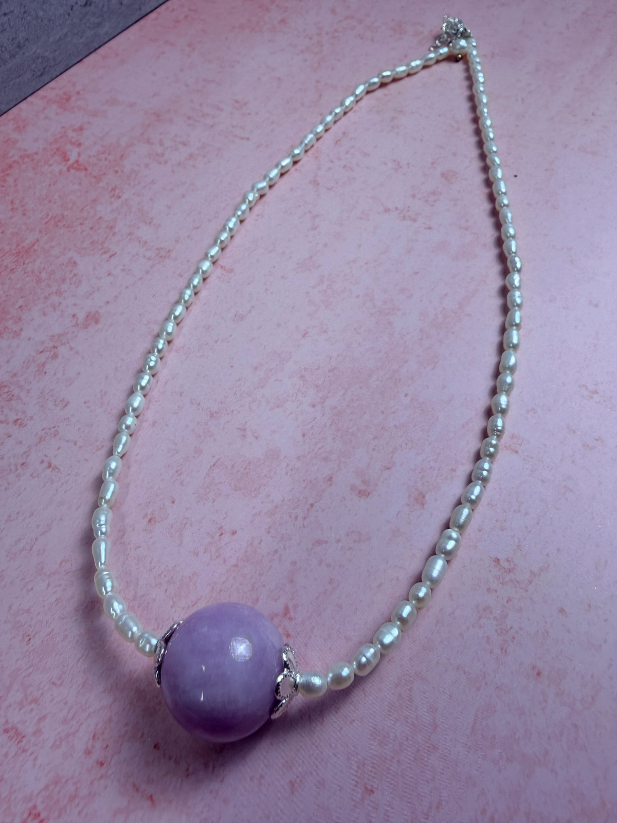 Natural pearl necklace