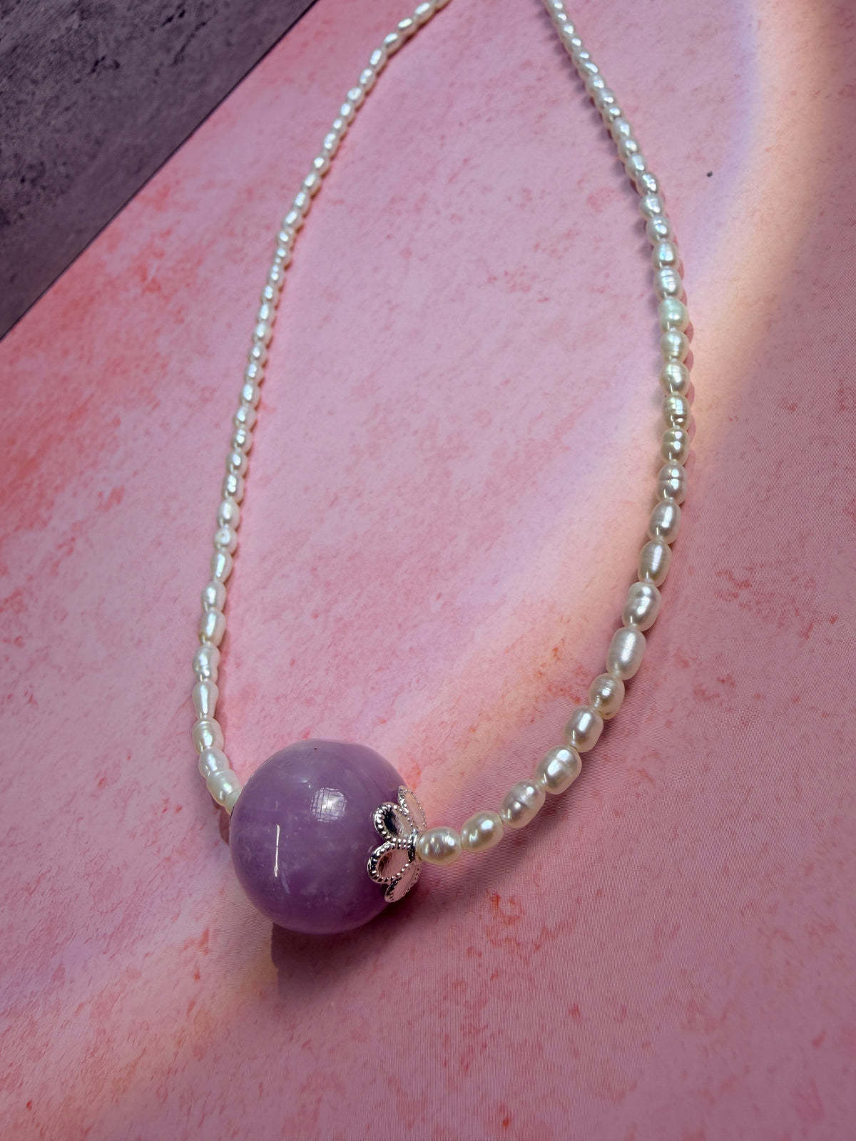 Natural pearl necklace