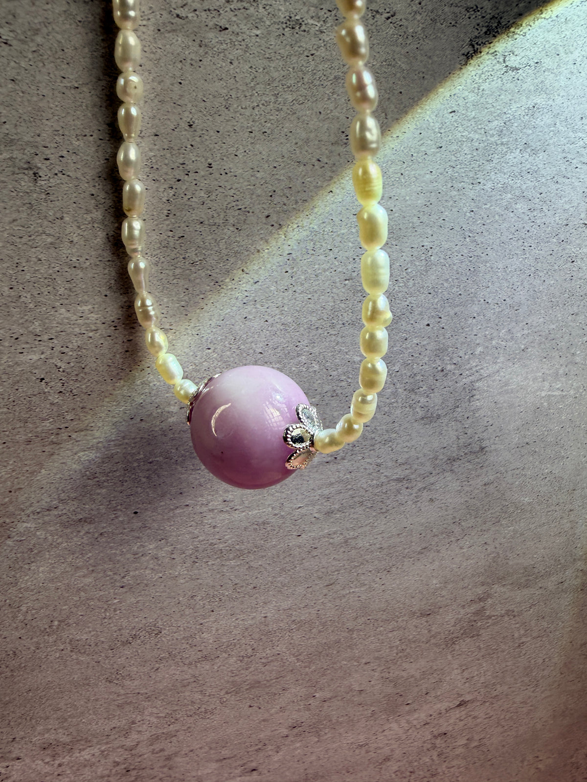 Natural pearl necklace