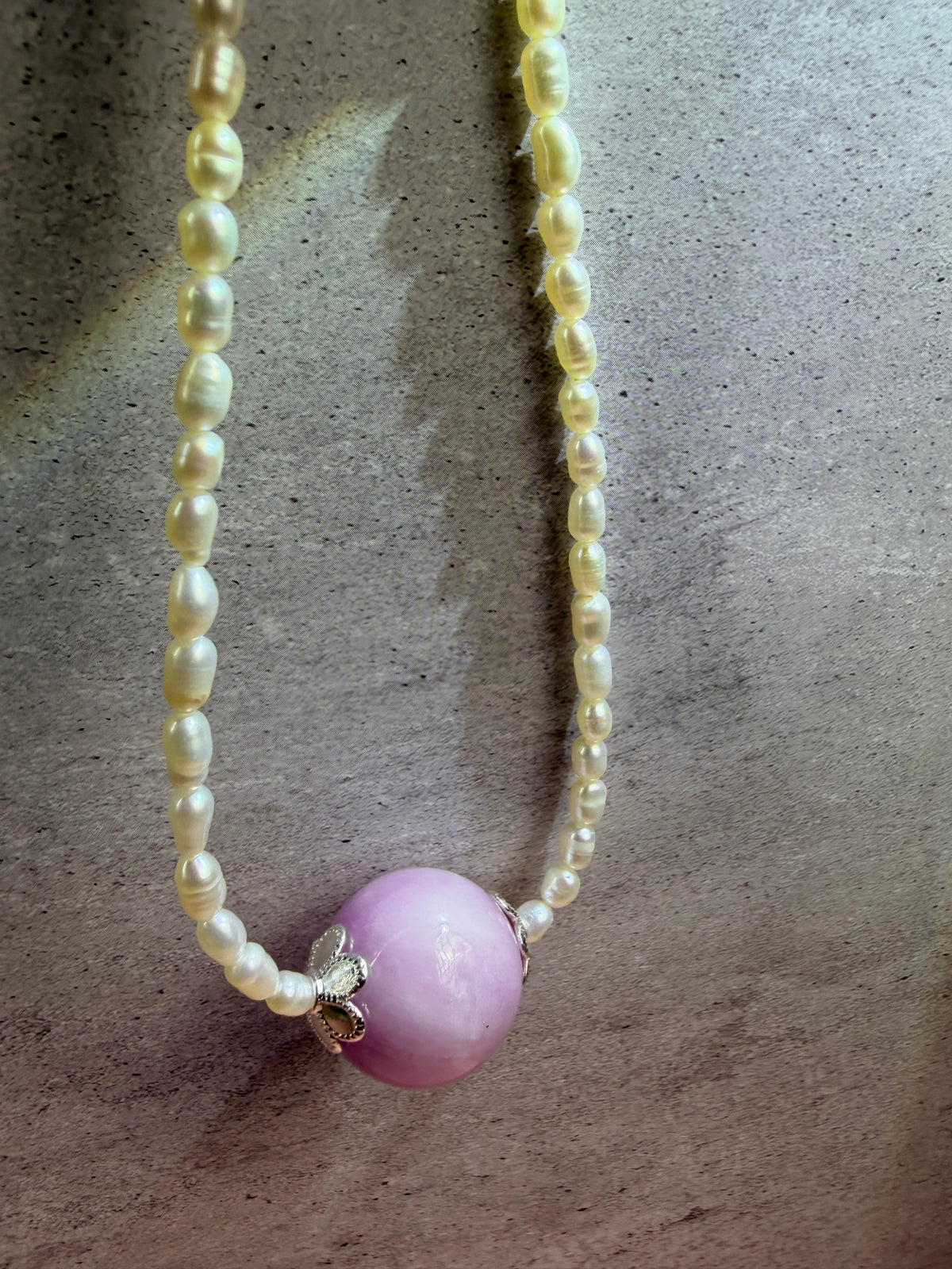 Natural pearl necklace