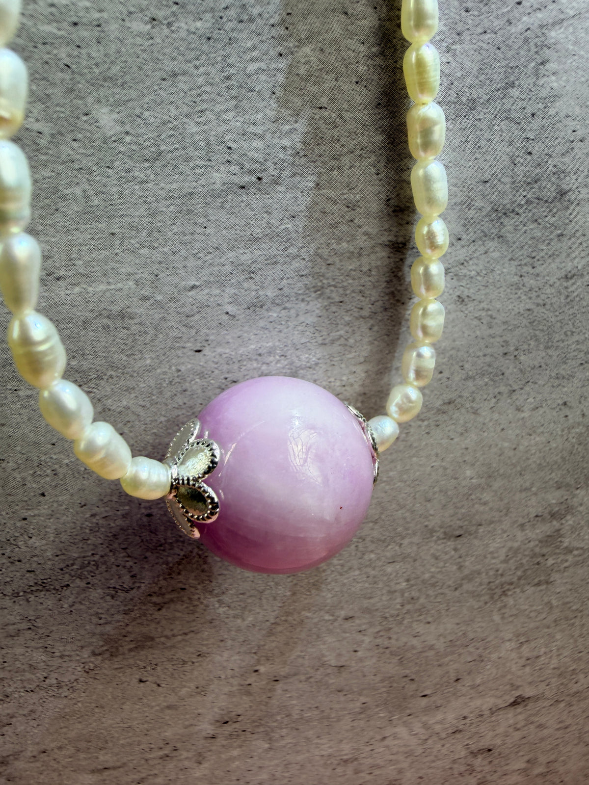 Natural pearl necklace